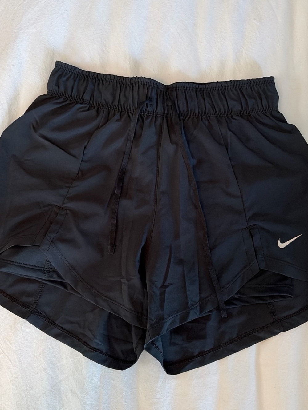 Nike Women’s Black Athletic Split-Hem Running Shorts never worn!